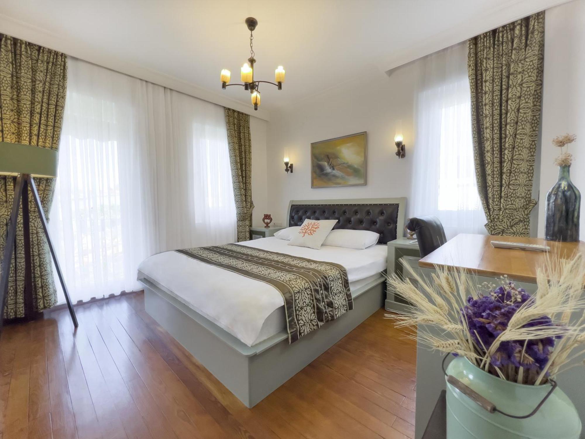 Alacati Kayezta Hotel Rum bild