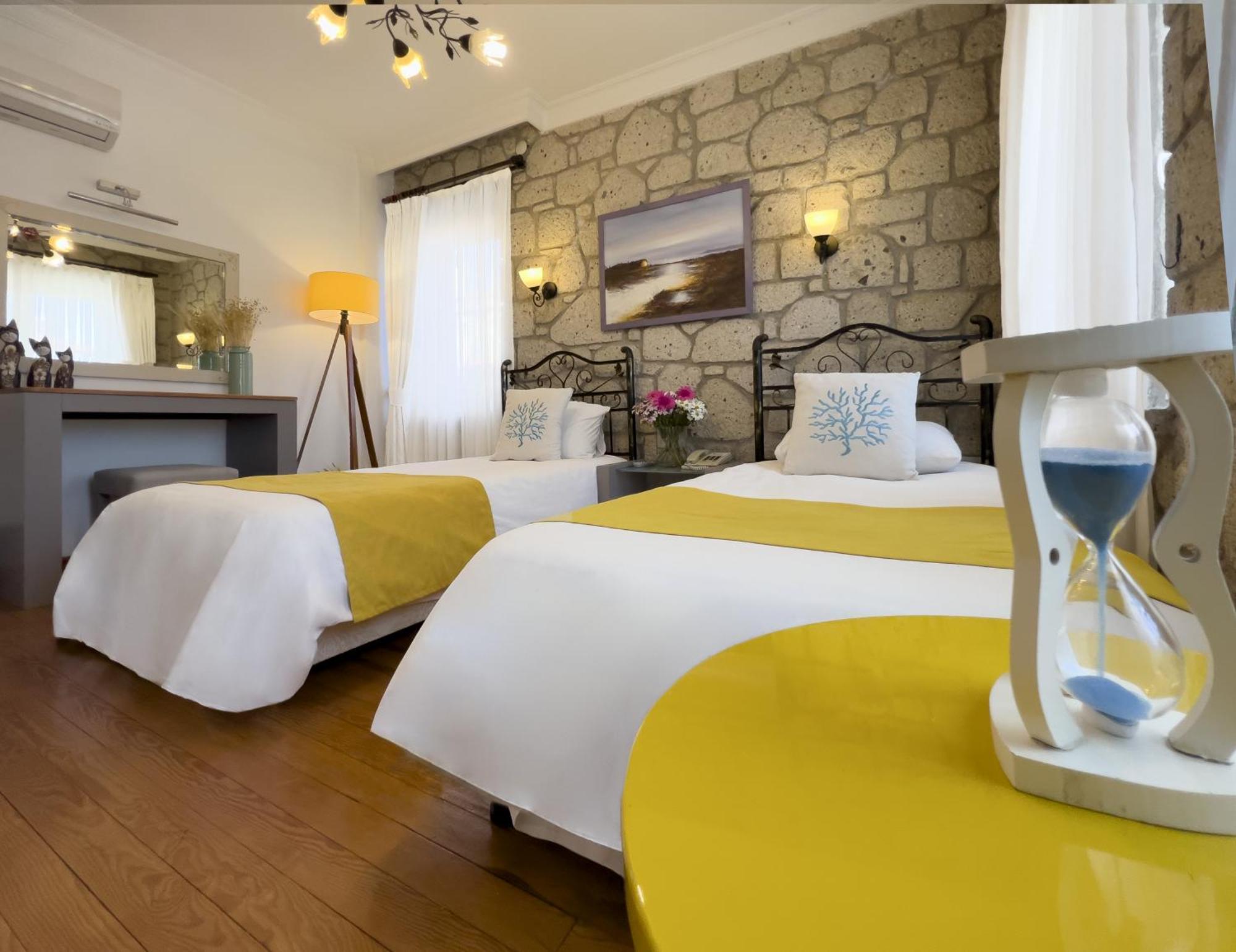 Alacati Kayezta Hotel Rum bild