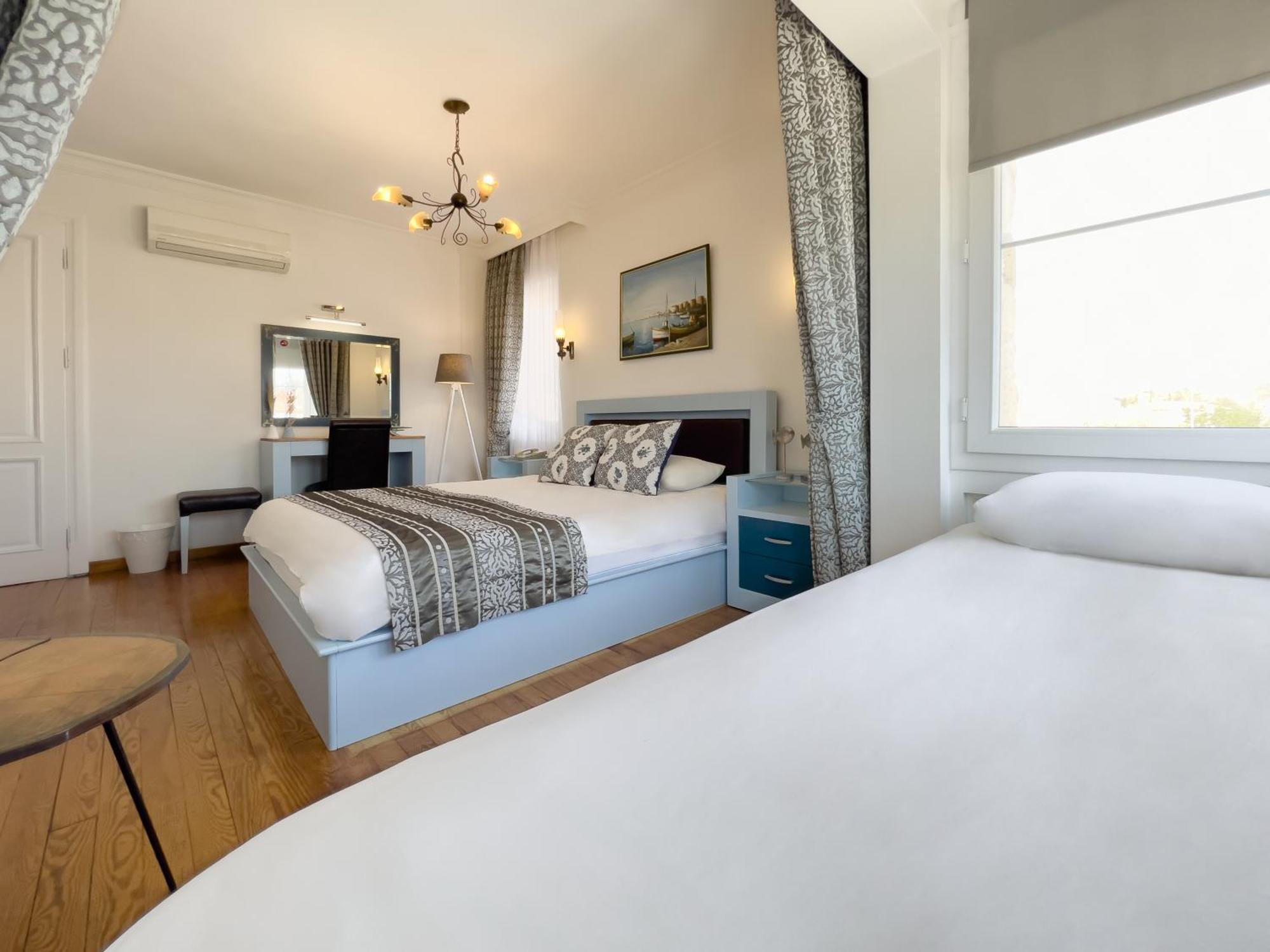 Alacati Kayezta Hotel Rum bild