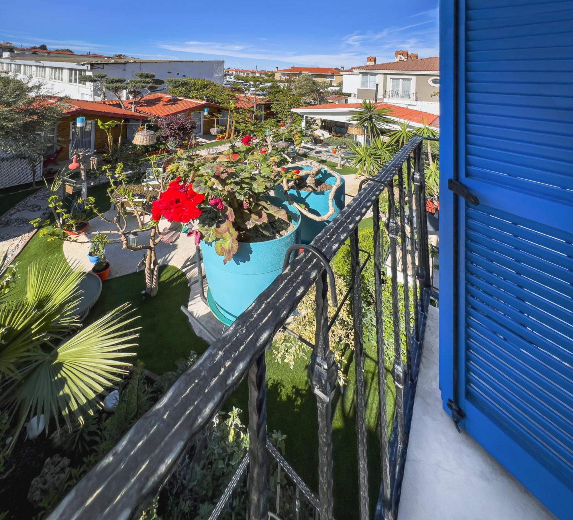 Alacati Kayezta Hotel Rum bild